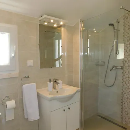 Apartment Studio Apartman Sego *